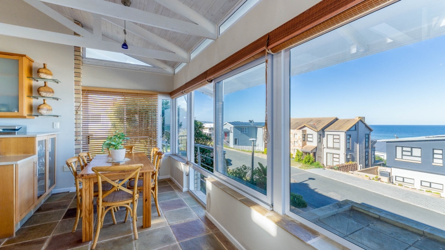 3 Bedroom Property for Sale in Pienaarstrand Western Cape